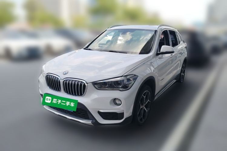 Used BMW X1 2018 sDrive18Li Luxury Model Guazi used car, China used car export, Used car for sale, Used cars, Cheapest cars for sale