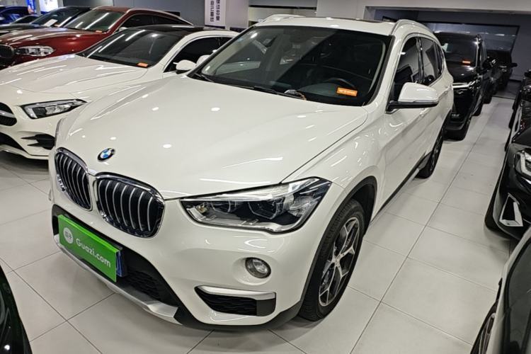 Used BMW X1 2018 sDrive18Li Luxury Model Guazi used car, China used car export, Used car for sale, Used cars, Cheapest cars for sale