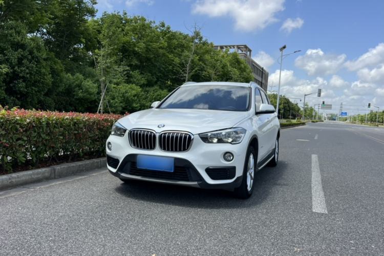 Used BMW X1 2018 sDrive18Li Fashion Model Guazi used car, China used car export, Used car for sale, Used cars, Cheapest cars for sale