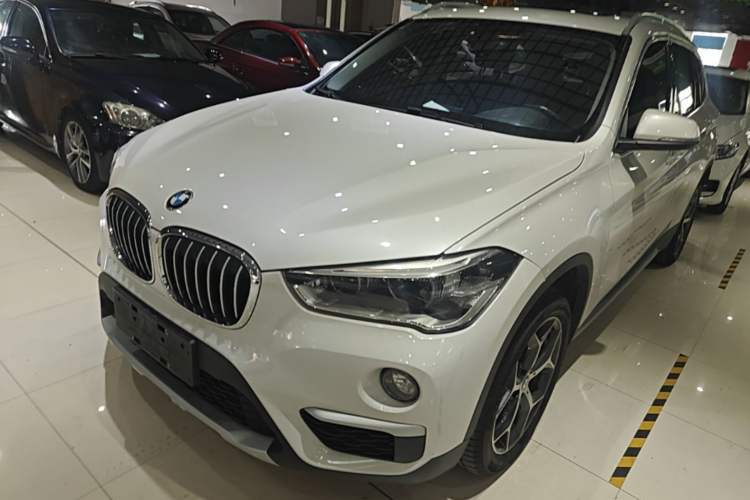 Used BMW X1 2018 sDrive18Li Luxury Model Guazi used car, China used car export, Used car for sale, Used cars, Cheapest cars for sale