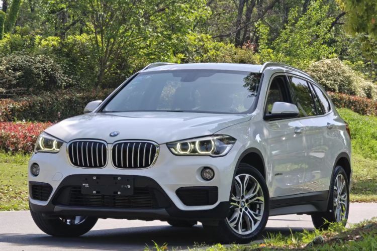 Used BMW X1 2018 sDrive20Li Leading Model Guazi used car, China used car export, Used car for sale, Used cars, Cheapest cars for sale