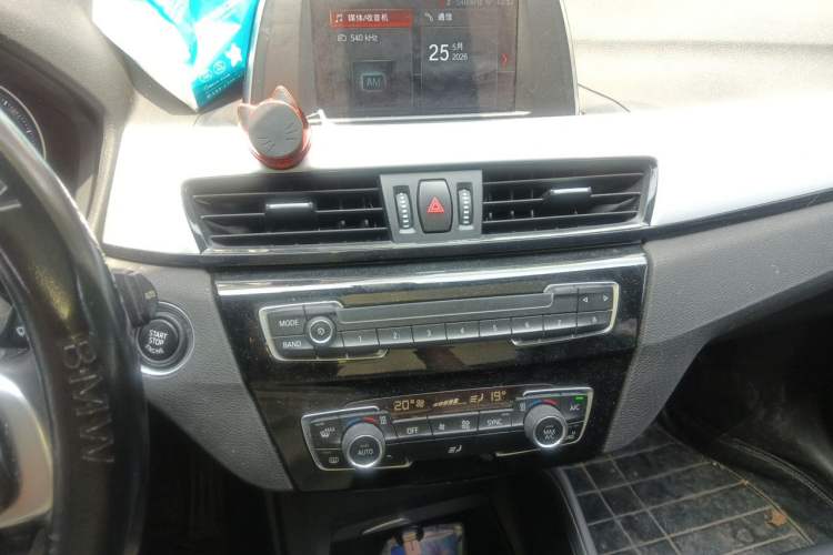 Used BMW X1 2018 sDrive20Li Leading Model Audio And AC Panel