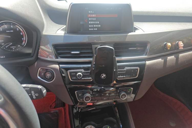 Used BMW X1 2018 sDrive18Li Luxury Model Audio And AC Panel