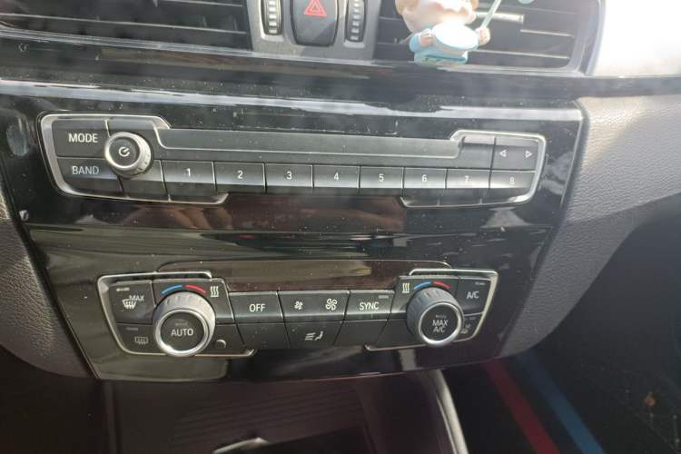 Used BMW X1 2018 sDrive18Li Fashion Model Audio And AC Panel