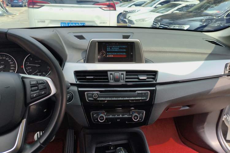 Used BMW X1 2018 sDrive20Li Leading Model Audio And AC Panel