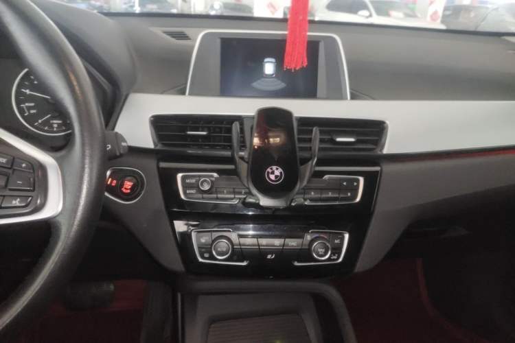 Used BMW X1 2018 sDrive18Li Fashion Model Audio And AC Panel