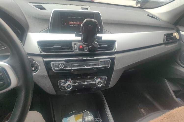 Used BMW X1 2018 sDrive18Li Fashion Model Audio And AC Panel