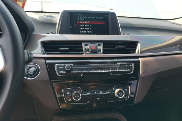 Used BMW X1 2018 sDrive18Li Luxury Model Audio And AC Panel