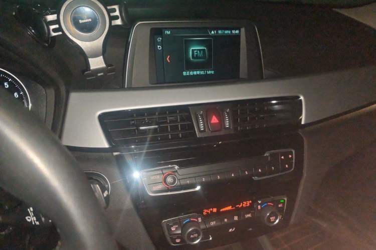 Used BMW X1 2018 sDrive20Li Leading Model Audio And AC Panel