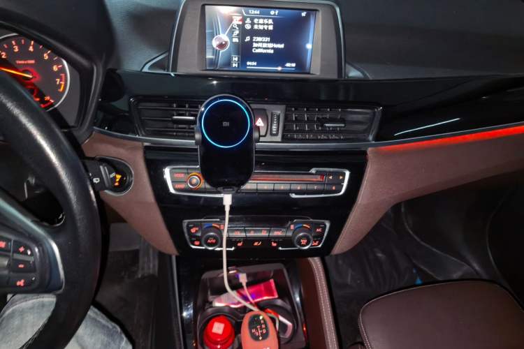 Used BMW X1 2018 xDrive20Li Luxury Edition Audio And AC Panel