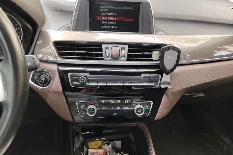 Used BMW X1 2018 sDrive18Li Luxury Model Audio And AC Panel
