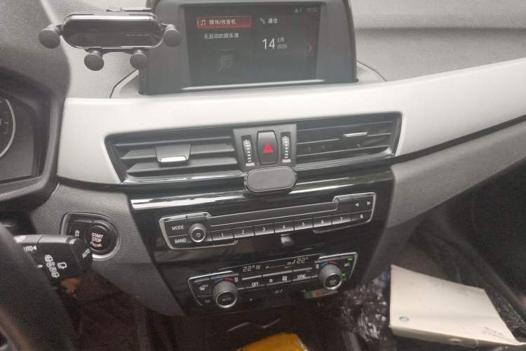Used BMW X1 2018 sDrive20Li Leading Model Audio And AC Panel