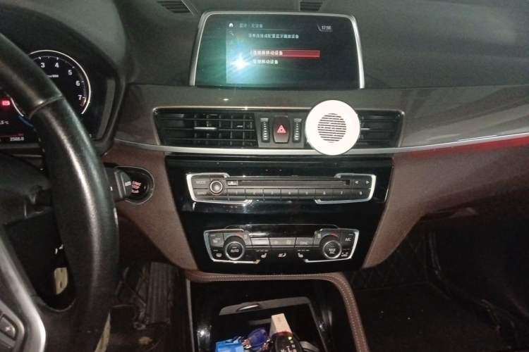 Used BMW X1 2018 xDrive20Li Luxury Edition Audio And AC Panel