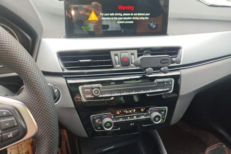 Used BMW X1 2018 sDrive20Li Leading Model Audio And AC Panel