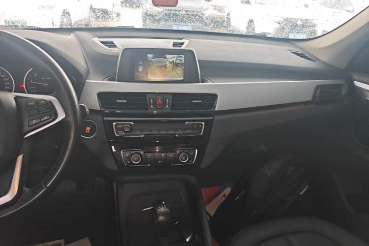 Used BMW X1 2018 sDrive20Li Leading Model Audio And AC Panel