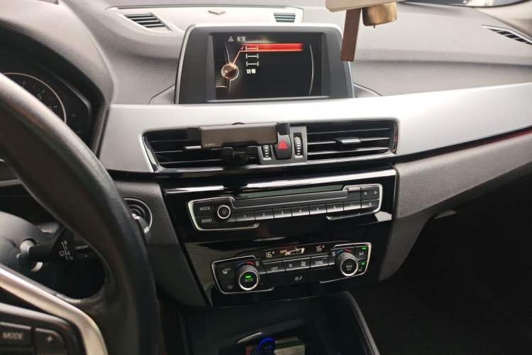Used BMW X1 2018 sDrive18Li Fashion Model Audio And AC Panel