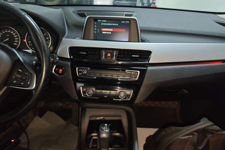 Used BMW X1 2018 sDrive20Li Leading Model Audio And AC Panel