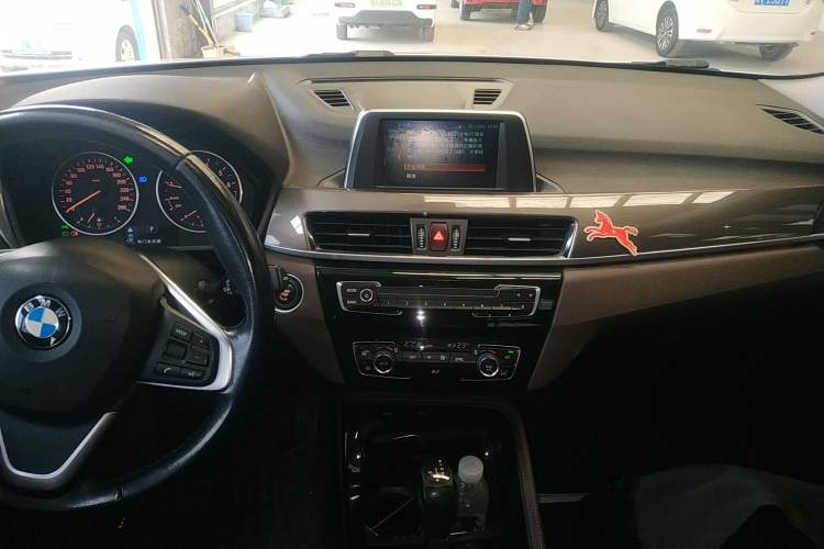 Used BMW X1 2018 sDrive18Li Luxury Model Audio And AC Panel