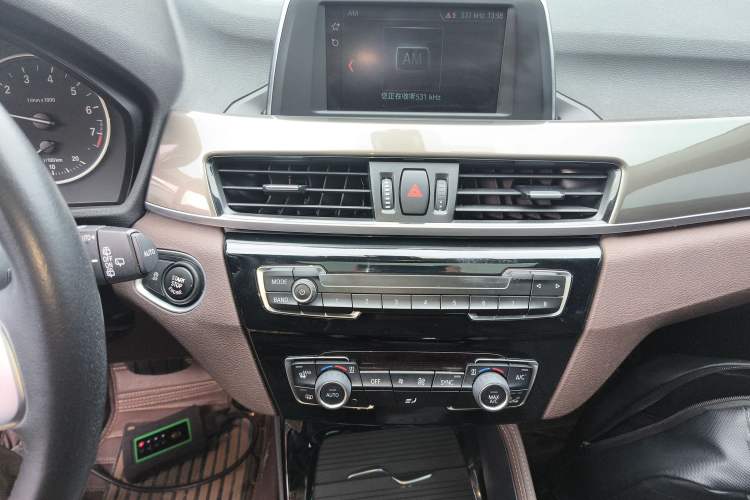 Used BMW X1 2018 sDrive18Li Luxury Model Audio And AC Panel