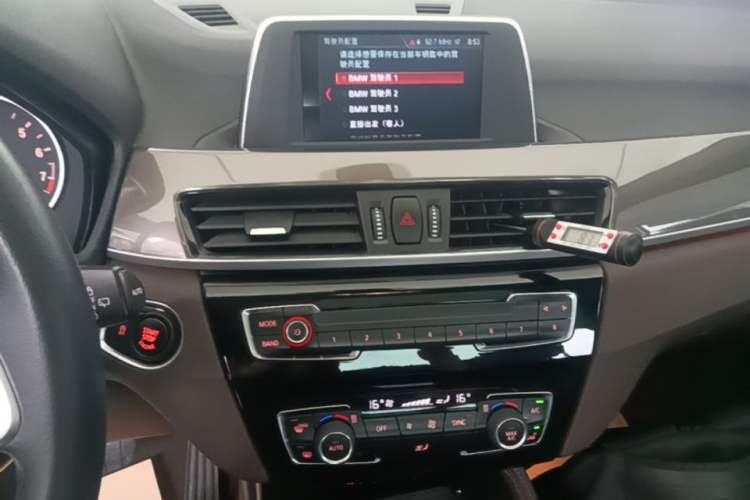 Used BMW X1 2018 sDrive18Li Luxury Model Audio And AC Panel