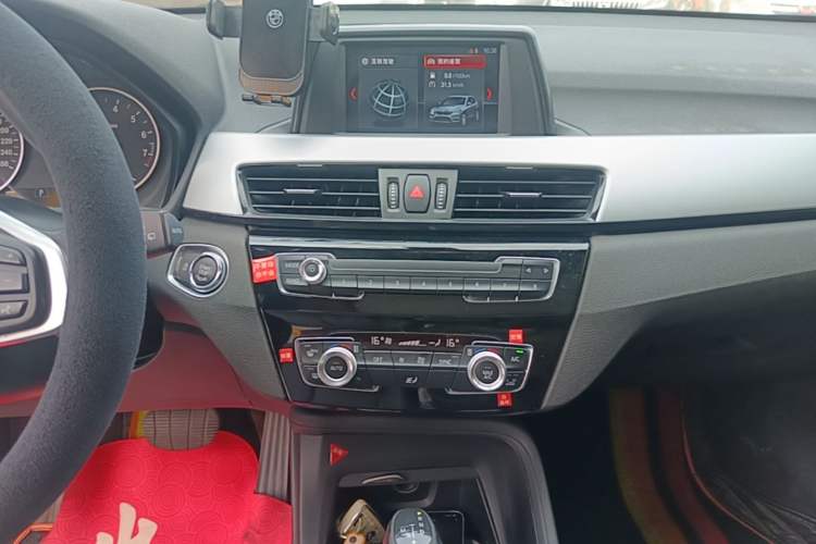Used BMW X1 2018 sDrive20Li Leading Model Audio And AC Panel