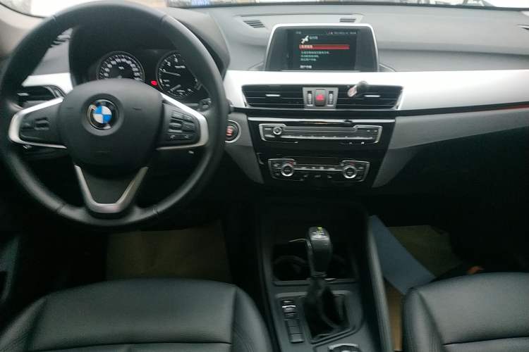 Used BMW X1 2018 sDrive18Li Fashion Model Audio And AC Panel