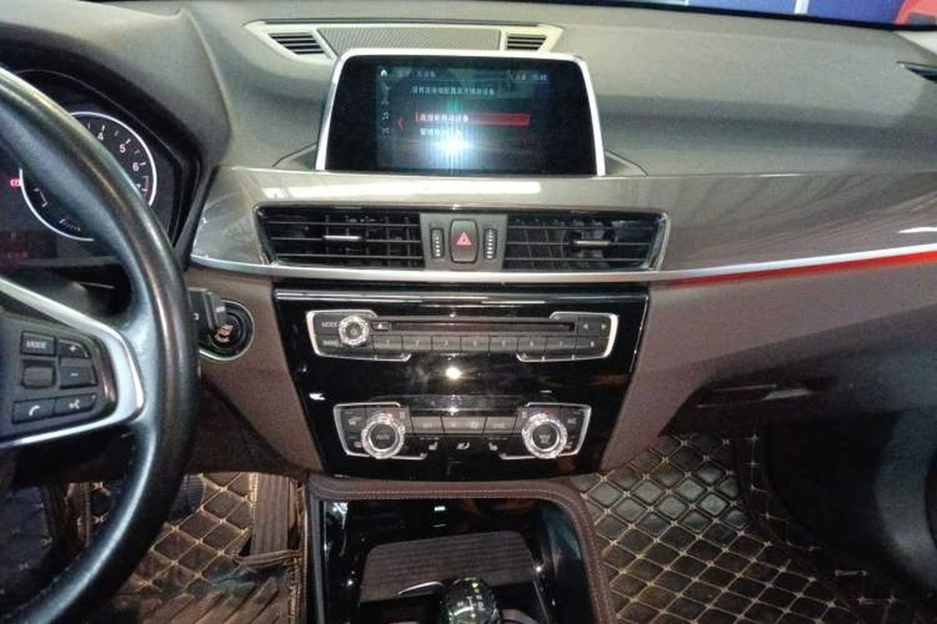 Used BMW X1 2018 xDrive20Li Luxury Edition Audio And AC Panel