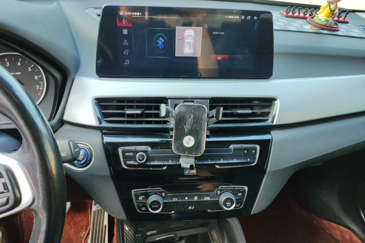 Used BMW X1 2018 sDrive20Li Leading Model Audio And AC Panel