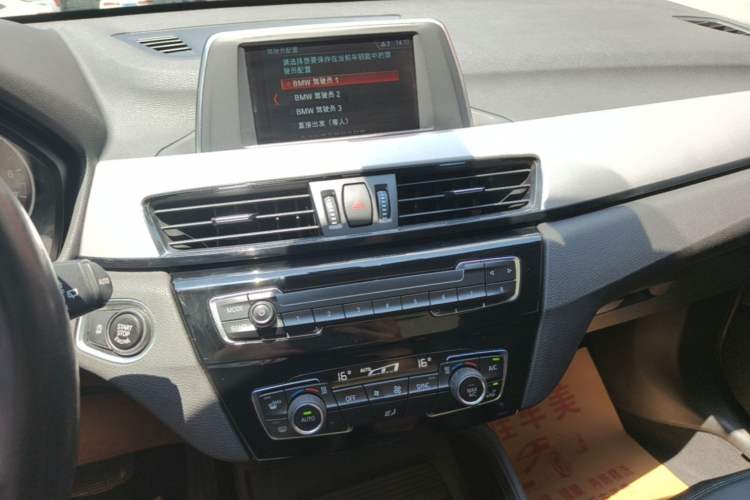 Used BMW X1 2018 sDrive20Li Leading Model Audio And AC Panel