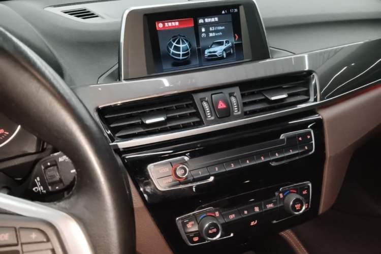 Used BMW X1 2018 sDrive18Li Luxury Model Audio And AC Panel