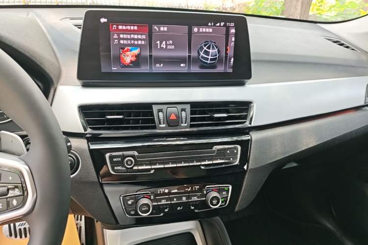 Used BMW X1 2018 sDrive18Li Fashion Model Audio And AC Panel