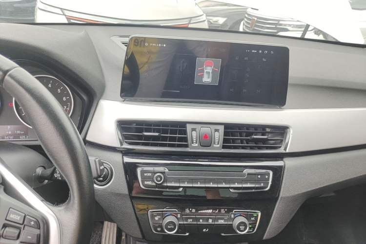 Used BMW X1 2018 sDrive18Li Fashion Model Audio And AC Panel