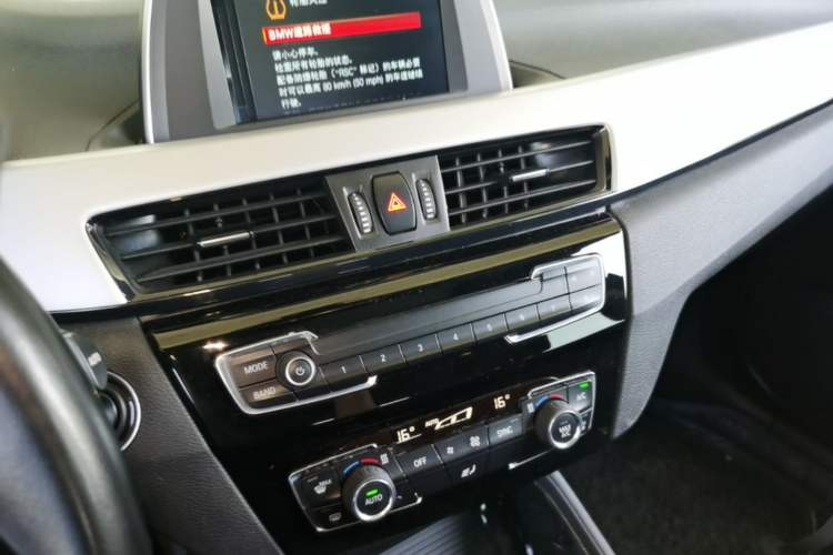 Used BMW X1 2018 sDrive20Li Leading Model Audio And AC Panel