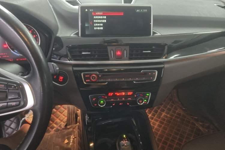 Used BMW X1 2018 xDrive20Li Luxury Model Audio And AC Panel