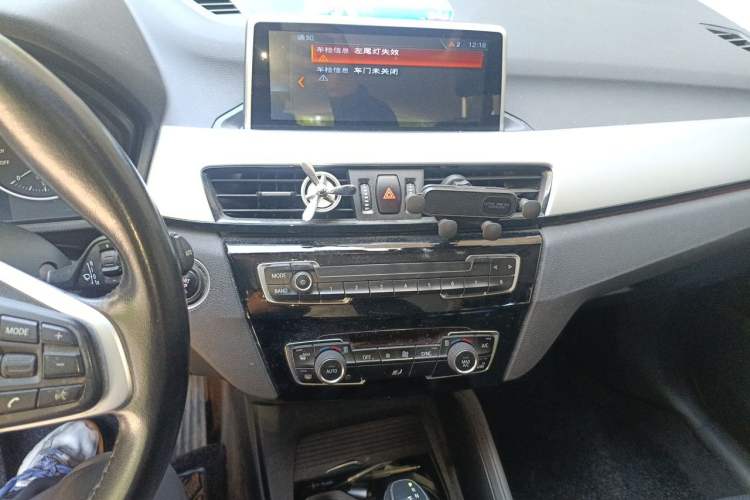 Used BMW X1 2018 sDrive18Li Fashion Model Audio And AC Panel
