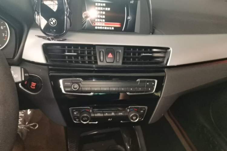 Used BMW X1 2018 sDrive20Li Leading Model Audio And AC Panel