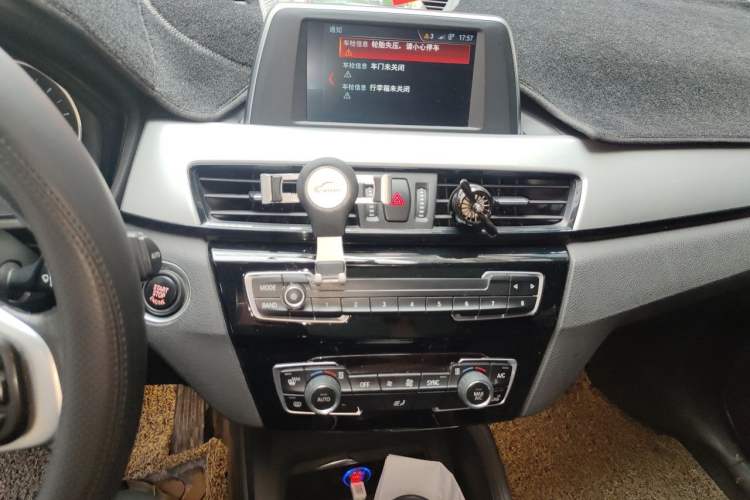 Used BMW X1 2018 sDrive18Li Fashion Model Audio And AC Panel