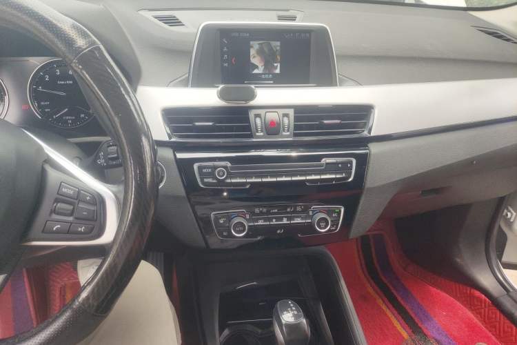Used BMW X1 2018 sDrive18Li Fashion Model Audio And AC Panel