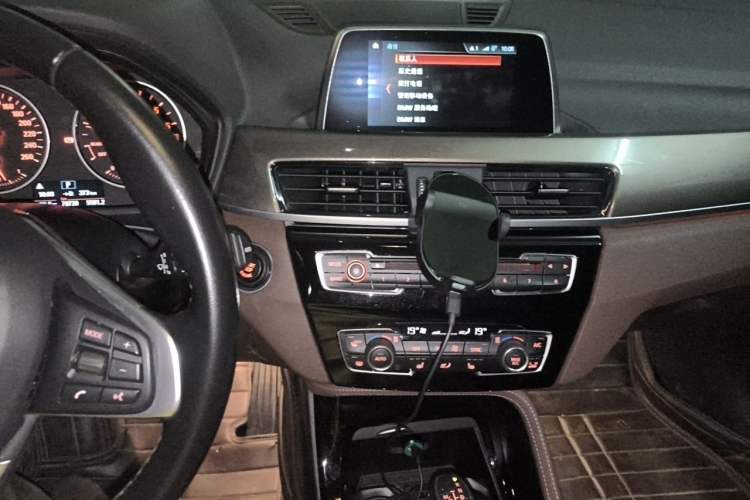 Used BMW X1 2018 xDrive20Li Luxury Edition Audio And AC Panel