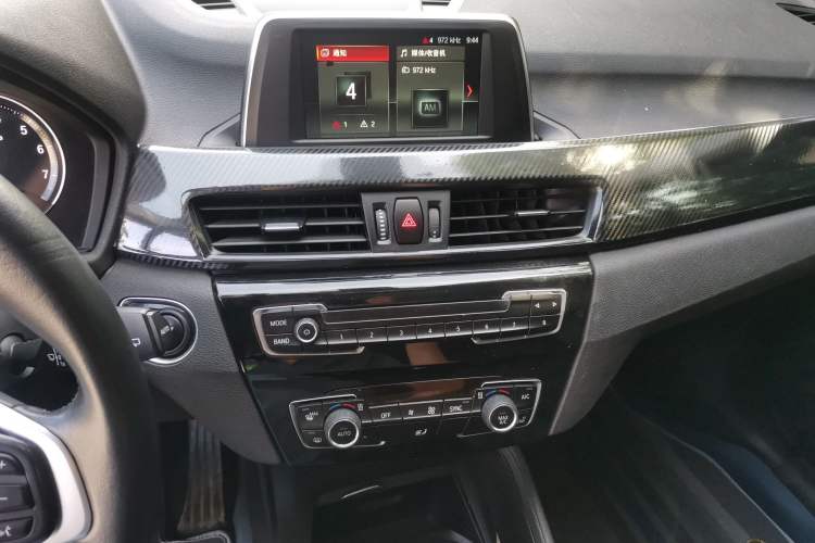 Used BMW X1 2018 sDrive18Li Fashion Model Audio And AC Panel