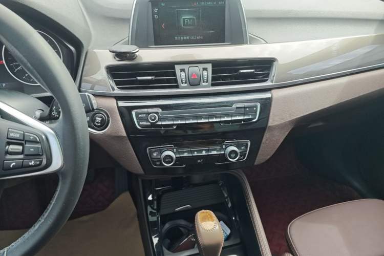 Used BMW X1 2018 sDrive18Li Luxury Model Audio And AC Panel
