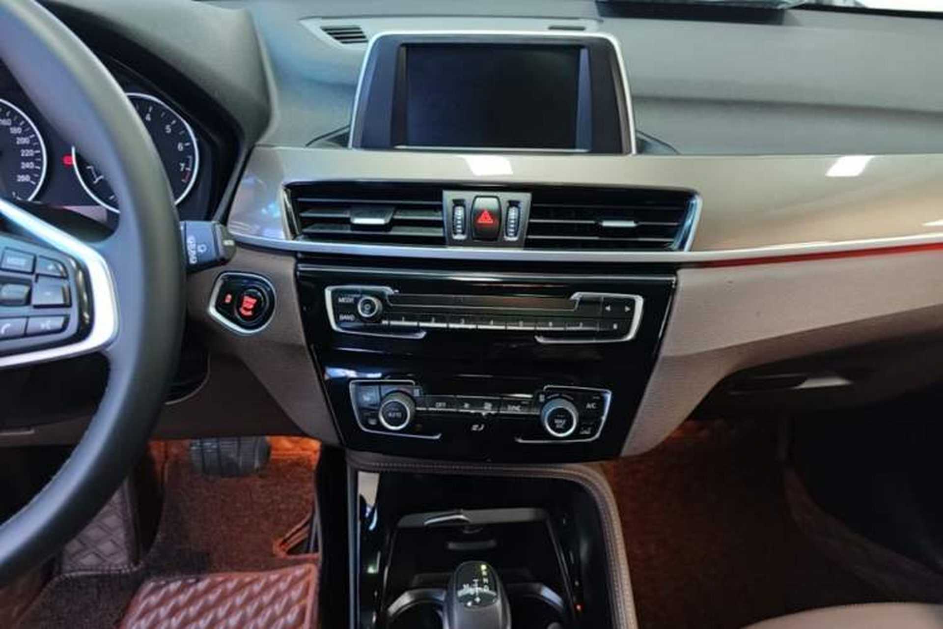 Used BMW X1 2018 sDrive18Li Luxury Model Audio And AC Panel