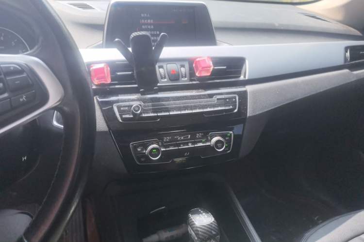 Used BMW X1 2018 sDrive18Li Fashion Model Audio And AC Panel