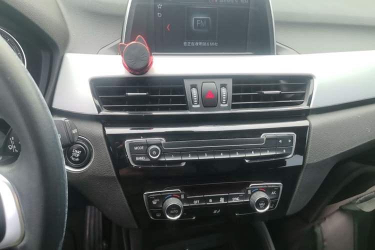 Used BMW X1 2018 sDrive20Li Leading Model Audio And AC Panel