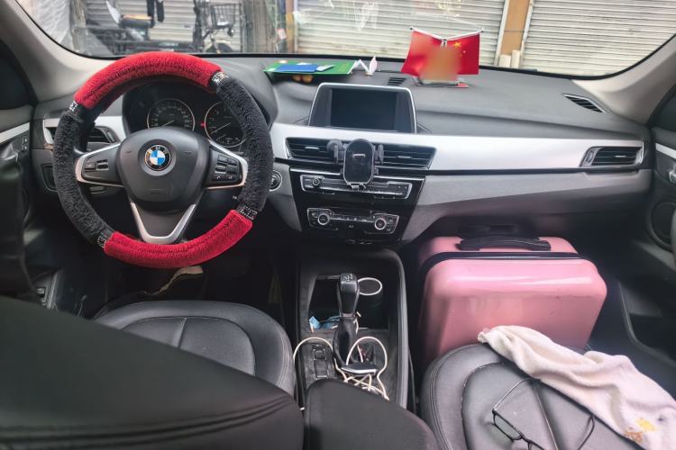 Used BMW X1 2018 sDrive20Li Leading Model Center Console