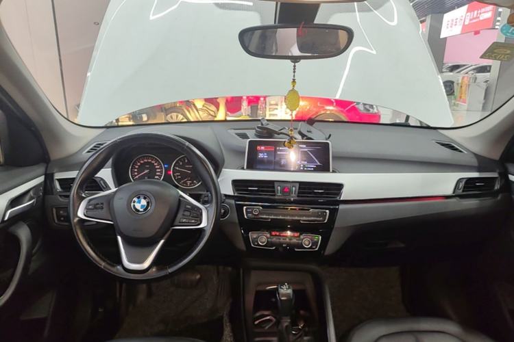 Used BMW X1 2018 sDrive18Li Fashion Model Center Console