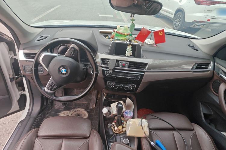 Used BMW X1 2018 sDrive18Li Luxury Model Center Console