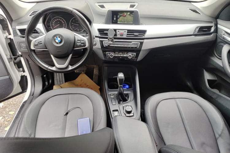 Used BMW X1 2018 sDrive20Li Leading Model Center Console