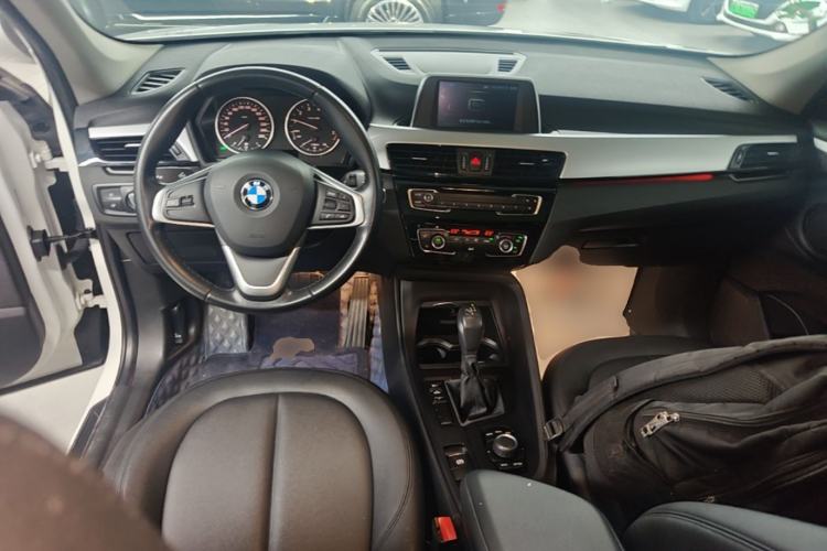 Used BMW X1 2018 sDrive20Li Leading Model Center Console