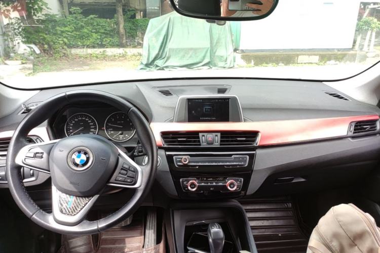 Used BMW X1 2018 sDrive20Li Leading Model Center Console